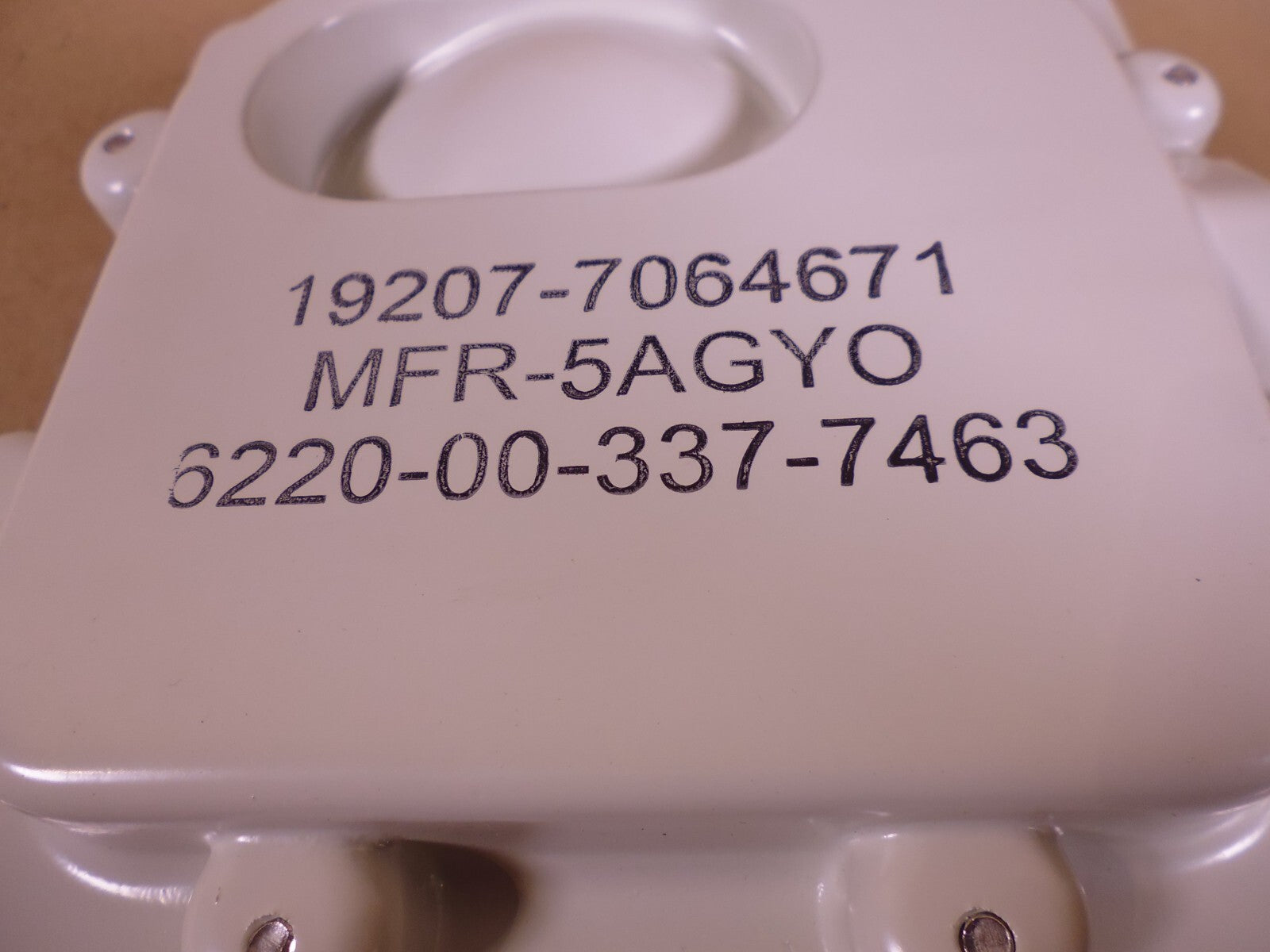 USGI Military Trucks FMTV 3 Position Dome Light MS51073-1 , 7064671 | Genuine FMTV Replacement Parts, LMTV Parts For Sale and Military Surplus Medium Tactical Vehicle Parts &amp; Components