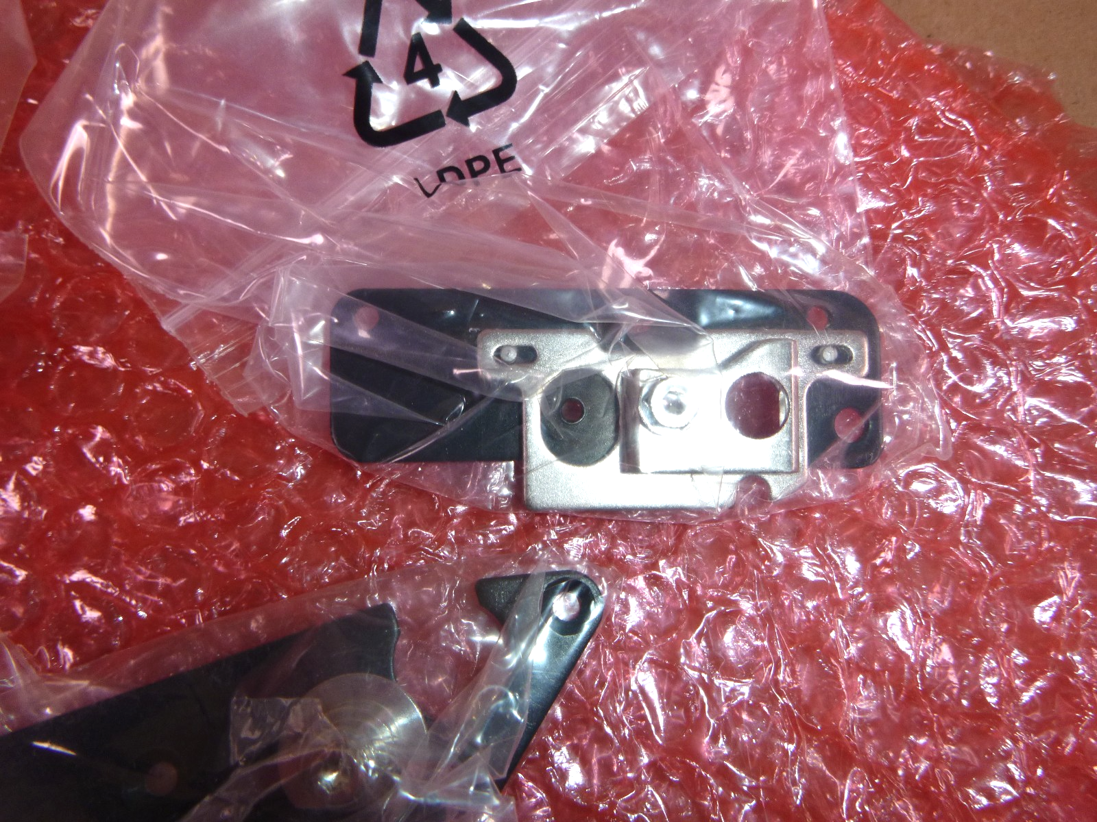 New Genuine OEM Zebra ZE500-4, ZE500-6 Roller Plates RH - P1046696-070