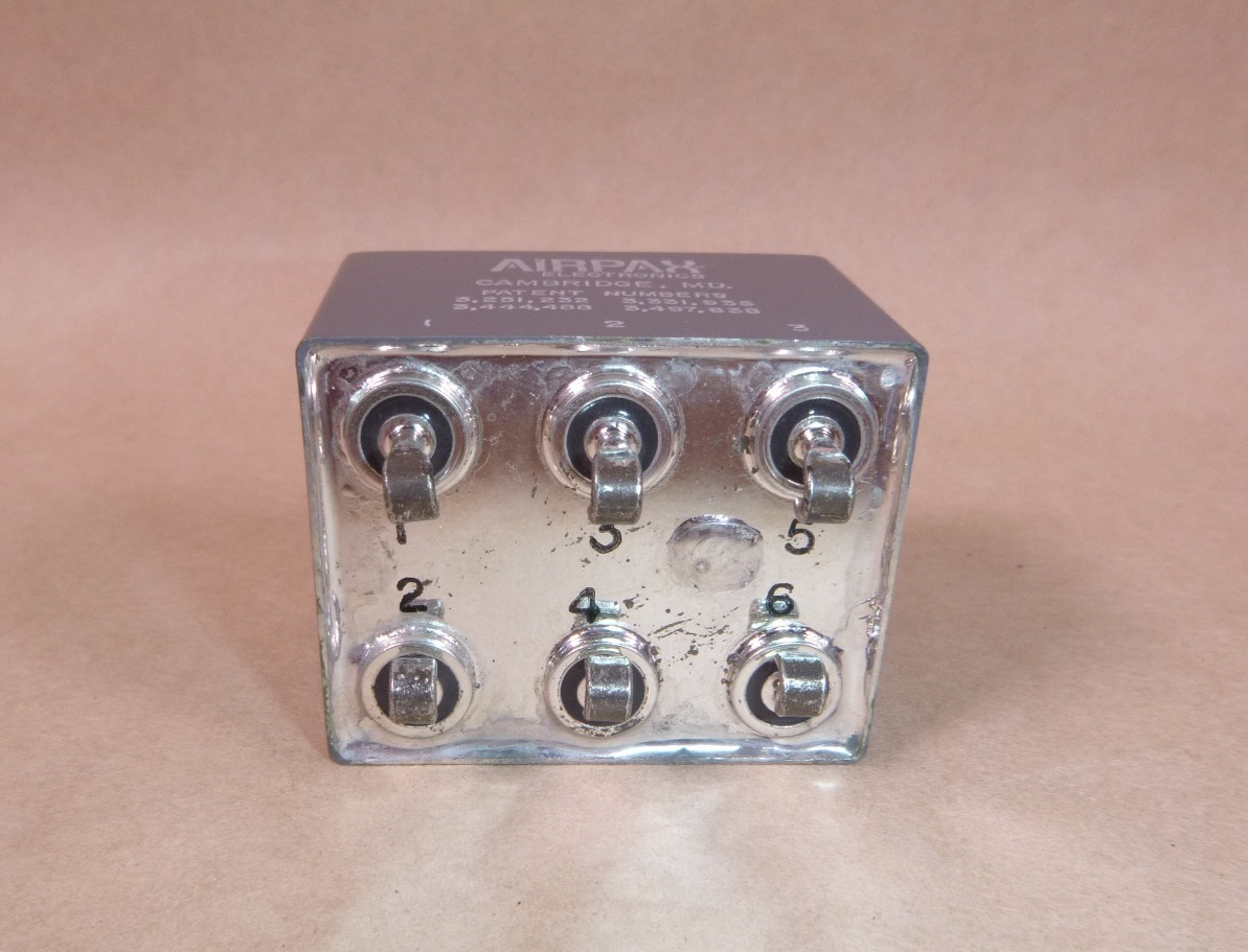 AP112-2613-308 Sensata-Airpax Circuit Breaker Magnetic 240 Volt 400 Hz 6 Wire