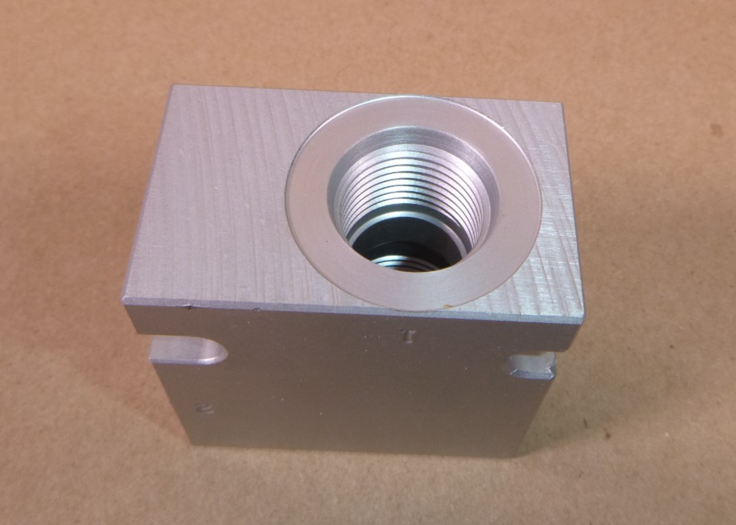 B10-2-A8T PARKER Hydraulic Cartridge Valve Base C10-2 Valve Cavity Size | Industrial MRO Replacement Parts, Manufacturing Machine Parts &amp; Components, Heavy Equipment Parts Supplier