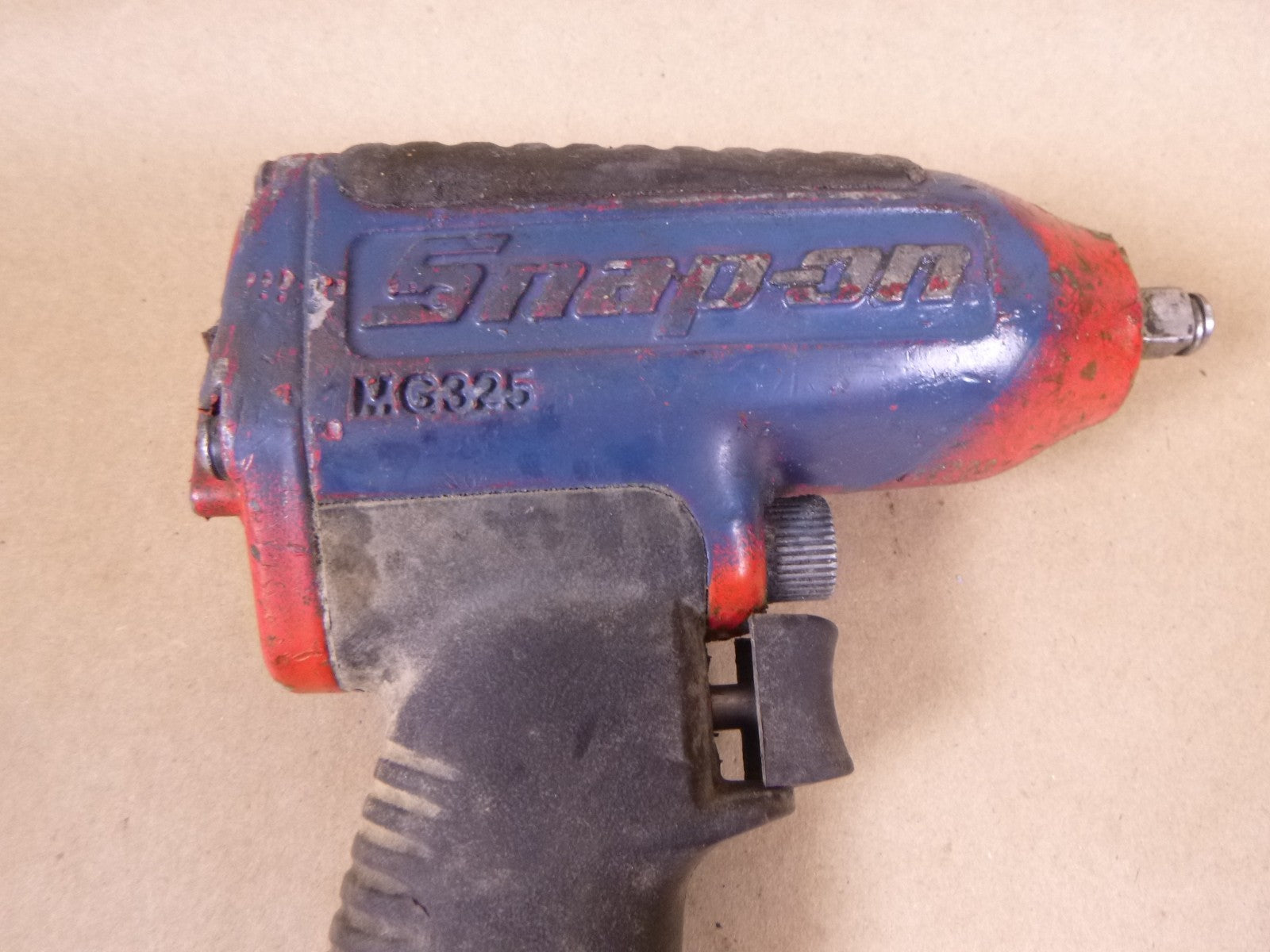 USED MG325 Snap-On 3/8" Drive Air Pneumatic Impact Wrench Red 90PSI | Industrial MRO Tools and Replacement Industrial Equipment Components