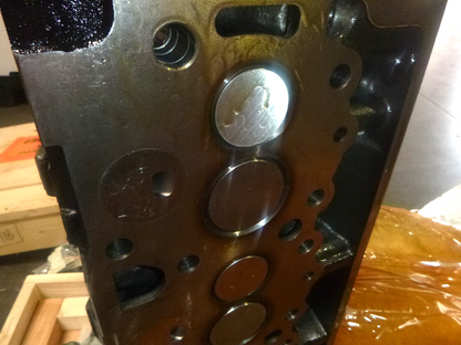 USGI New M998 Humvee 6.5L Genuine GM Cylinder Head 10163726, 2815-01-411-2137