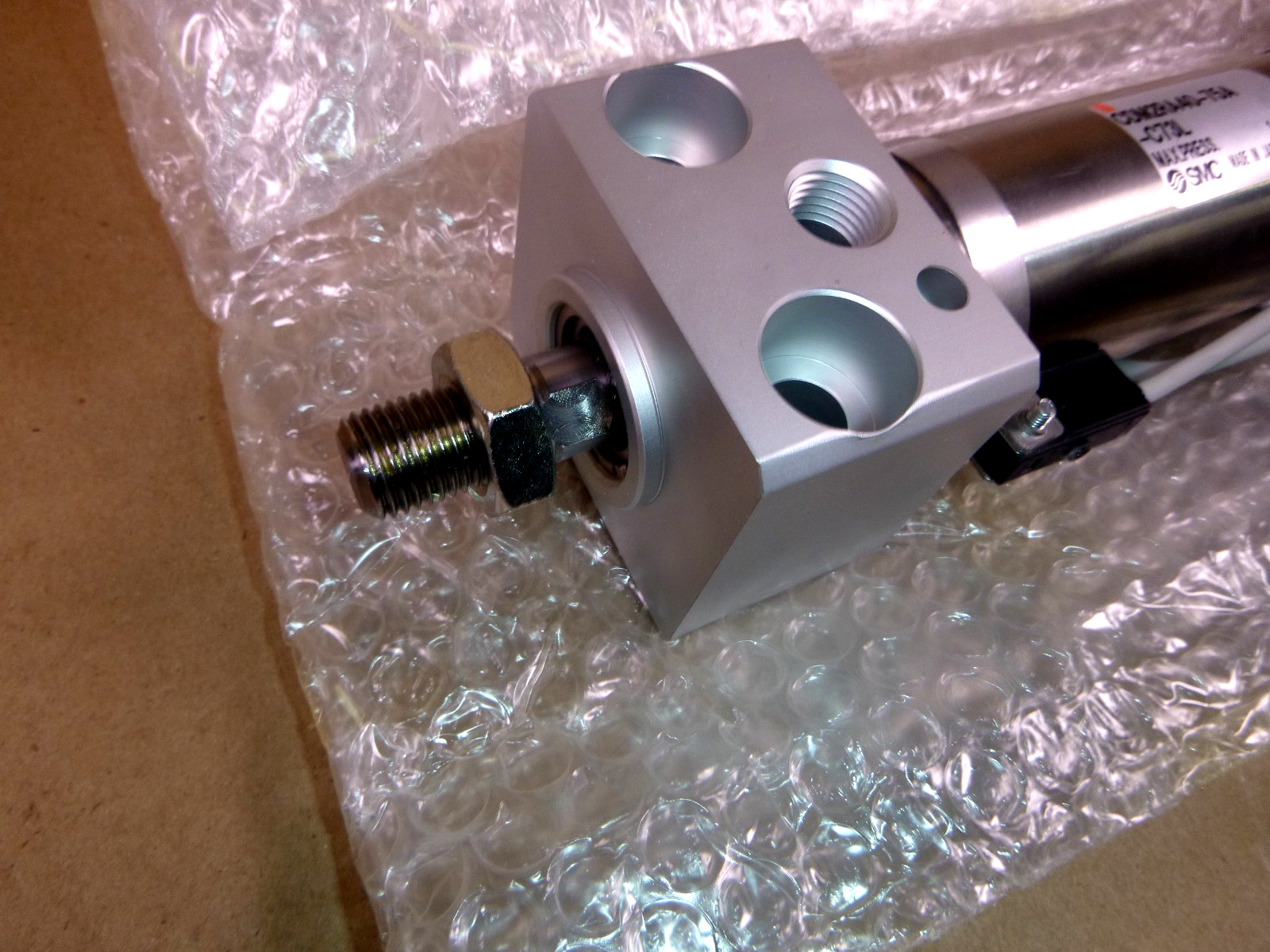 CDM2RA40-75A-C73L SMC Pneumatic Cylinder 40mm Bore 75mm Stroke W/ D-C73 Sensors | Industrial MRO Replacement Parts, Manufacturing Machine Parts &amp; Components, Heavy Equipment Parts Supplier