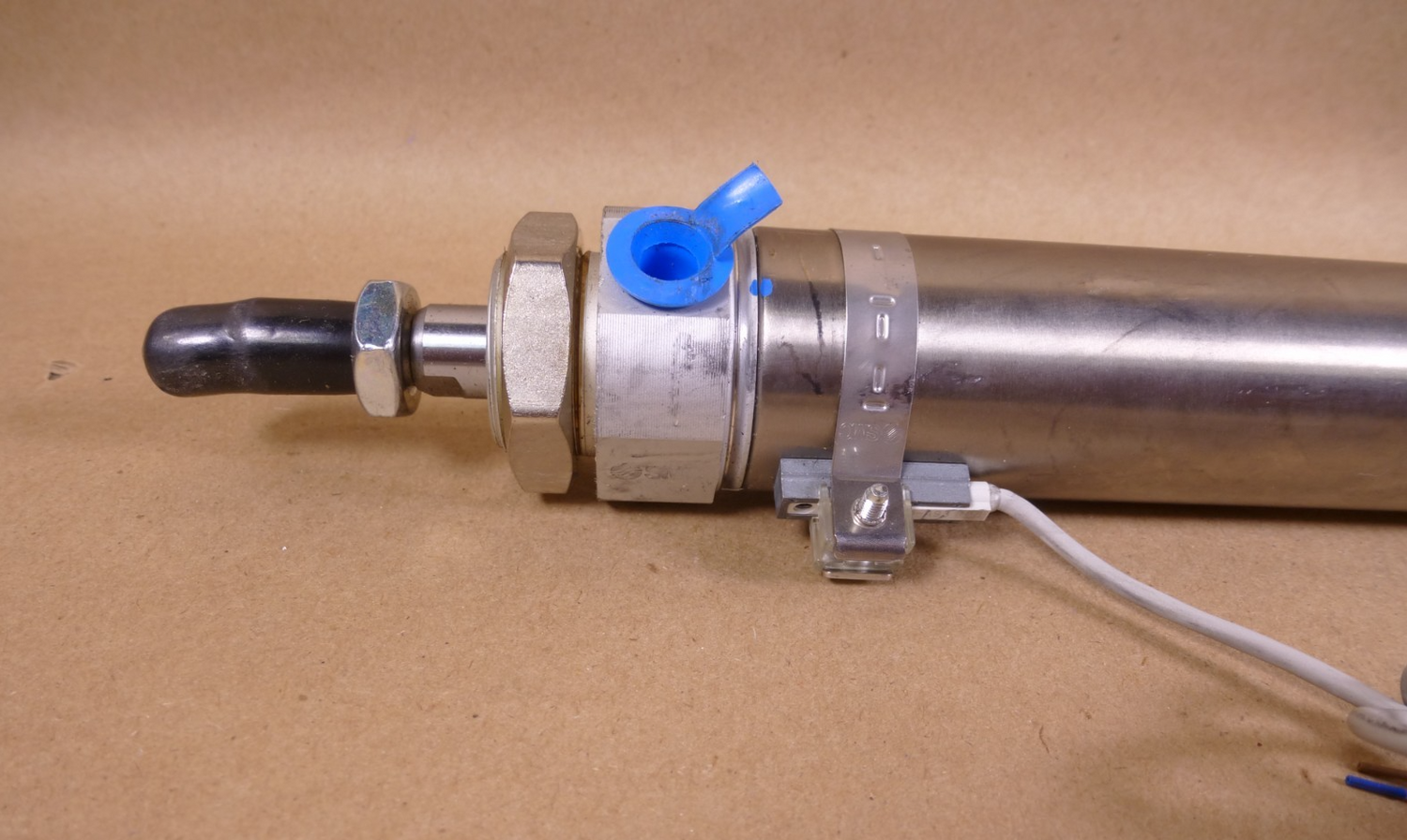 CDM2C32-700Z-A93S SMC Pneumatic Cylinder 700mm Stroke 32mm Bore (Without Clevis) | Electrical MRO Replacement Parts &amp; Components and Commercial Electrical Supplies Company