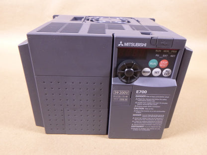 Mitsubishi E700 Series Inverter FR-E720-175-NA 5HP 200-240VAC 3PH | Electrical MRO Replacement Parts &amp; Components and Commercial Electrical Supplies Company