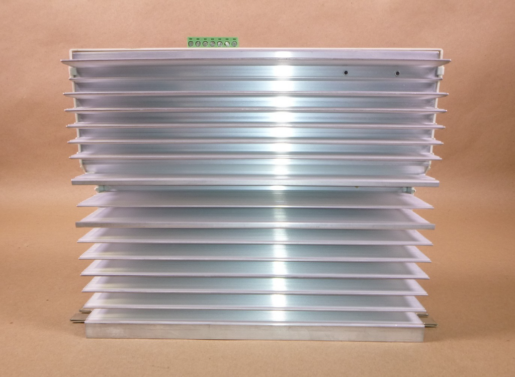 USED 33.8204_E Lenze Inverter 3 Phase 2.2 KW 9.5 Amp 0-230 Volt 0-480 Hz | Electrical MRO Replacement Parts & Components and Commercial Electrical Supplies Company