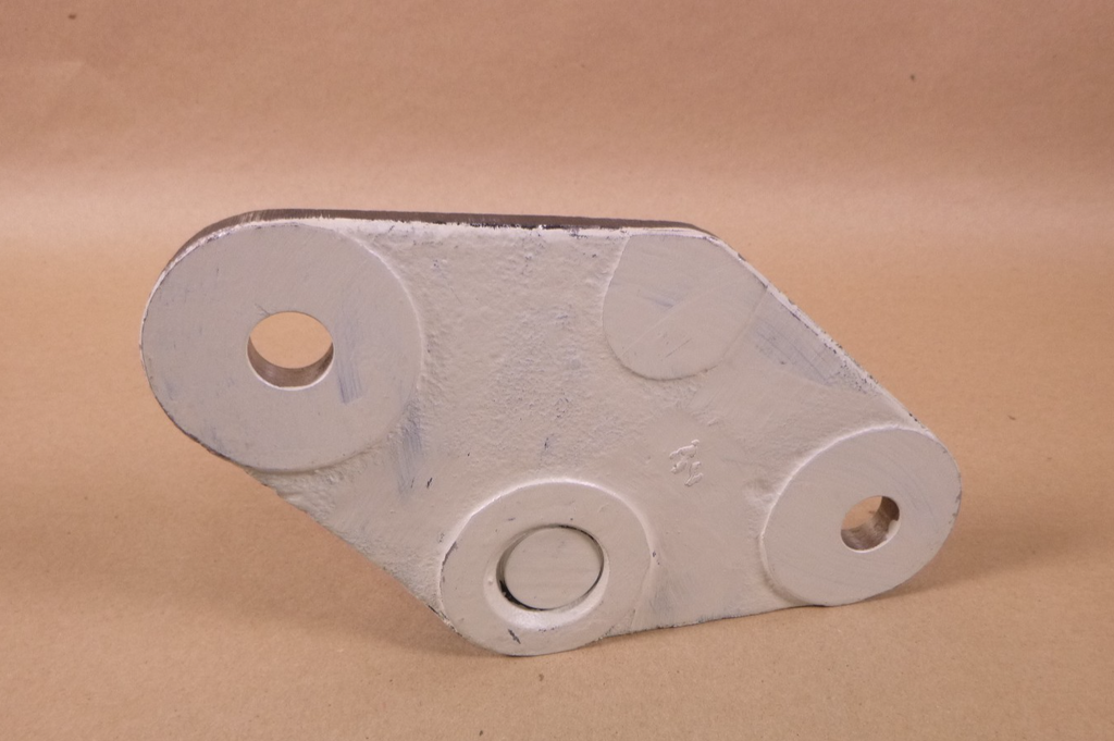 USGI Oshkosh M1070 HET Shock Absorber Bracket 1316190W, 2590-01-159-4403