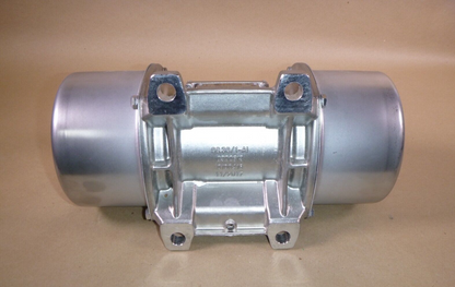 Italvibras MVSS 15/700-S08, 601526 Stainless Steel Electric Vibrator Motor Sz 30 | Industrial Electric Motors, Pumps &amp; Parts