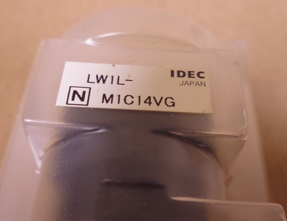IDEC LW-C10 Green Push Button , 12VDC 30V , 12VAC 125C , LW1L-M1C14VG | Electrical MRO Replacement Parts &amp; Components and Commercial Electrical Supplies Company