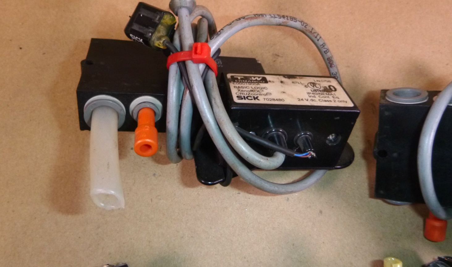 CRUZcontrol Logic Assembly E0001900A Sick 7028480 Photo Electric Sensor (6 Pcs)