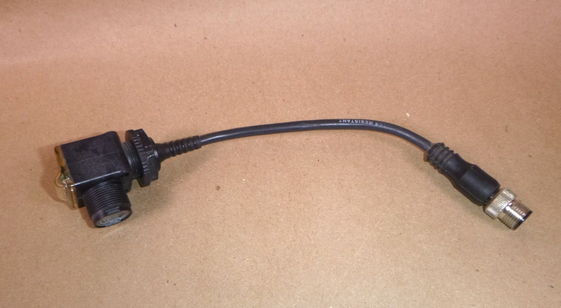42EF-P2JBB-F4 Allen-Bradley RightSight Photosensor 3 M Range 10.8-30 Vdc Used