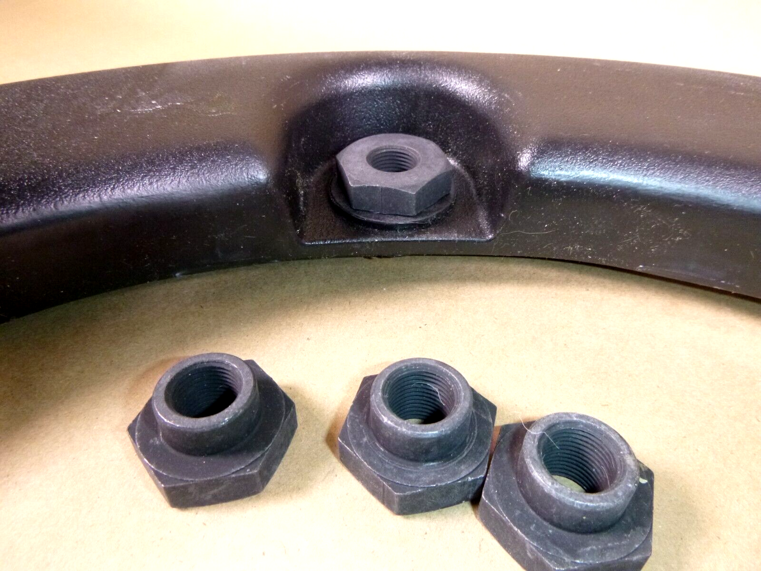 USGI OSHKOSH DEFENSE VEHICLE HUB CAP INSERT 4018123, 4027114, 2530-01-613-6995 | Replacement Truck Parts, Trailer Accessories, Automobile Supplies, Car Parts &amp; Accessories
