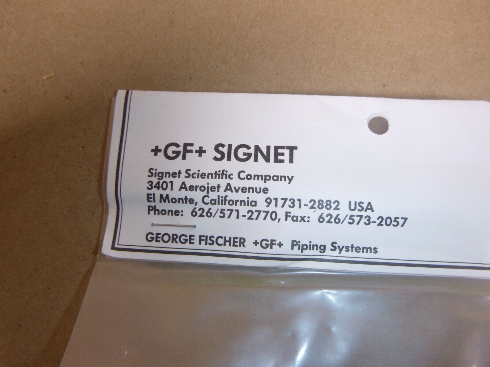 New GF Signet P526-2010, 316 SS Metalex Mini-Tap Fittings 1" Pipe ID W/ Cap Kit | Industrial MRO Replacement Parts, Manufacturing Machine Parts &amp; Components, Heavy Equipment Parts Supplier