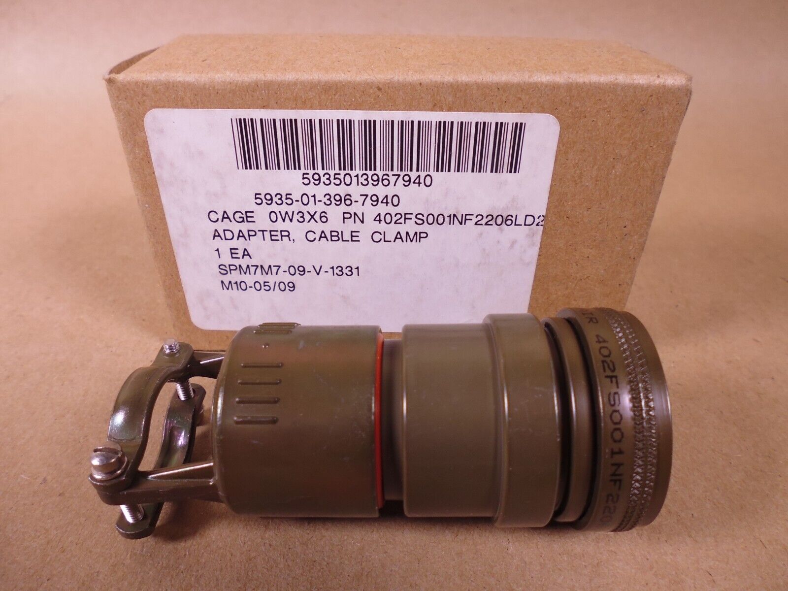 Glenair 402FS001NF2206L2D Cable Clamp Adapter Backshell , 5935-01-396-7940 | Electrical MRO Replacement Parts &amp; Components and Commercial Electrical Supplies Company