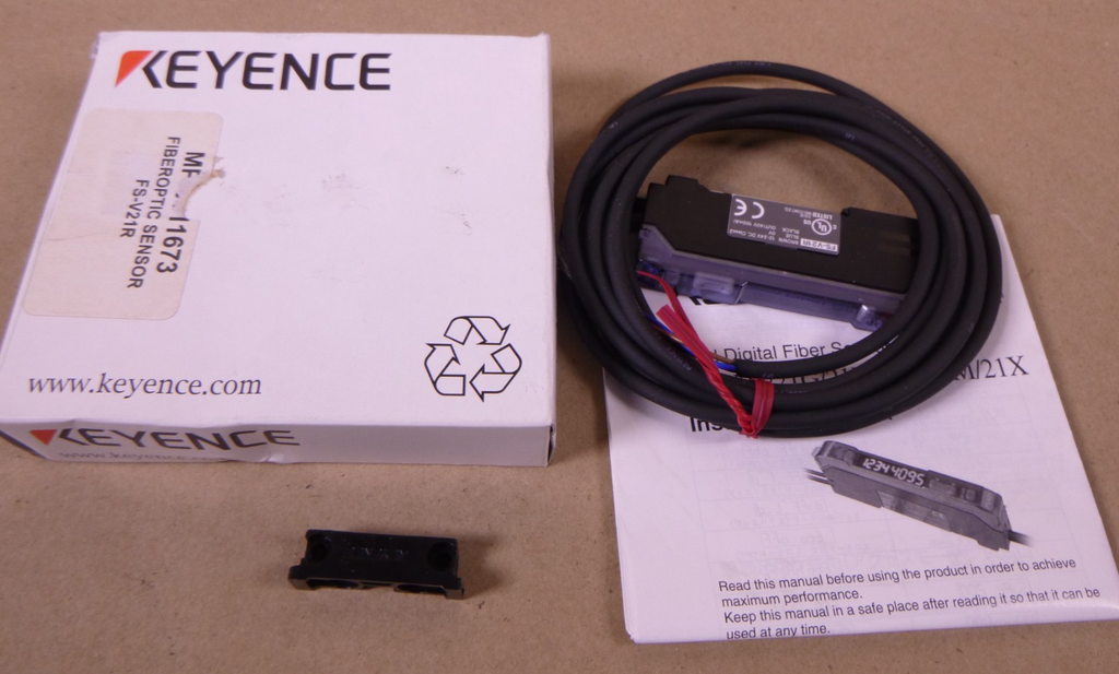 KEYENCE FS-V21R Sensor Amplifier FSV21R Fiber Optic Sensor | Electrical MRO Replacement Parts & Components and Commercial Electrical Supplies Company