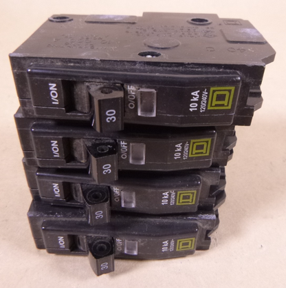 (Lot Of 4) SQUARE D 30A Amp QO130 Plug-On Circuit Breaker 120/240V NOS | Electrical MRO Replacement Parts &amp; Components and Commercial Electrical Supplies Company