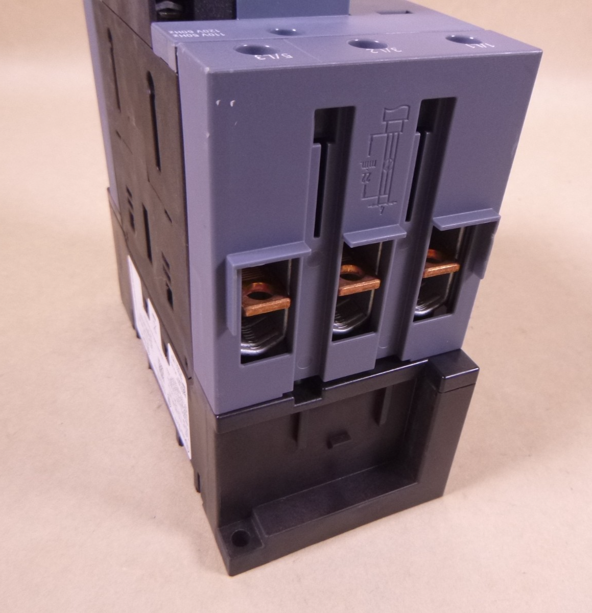 Siemens 3RT2046-1AK60 Contactor 95 Amp 400V 45kW , 110/120V 50/60Hz | Electrical MRO Replacement Parts &amp; Components and Commercial Electrical Supplies Company