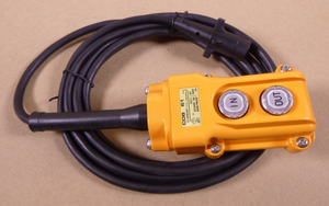 038346-0106 Remote Switching Control 038346 MRAP RG-31 COB 61 Kasuga 250/500V