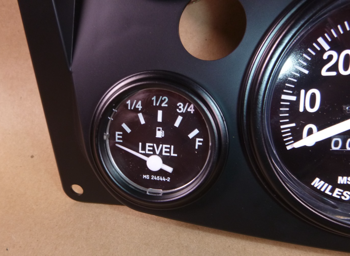 M998 Humvee Instrument Panel With 5 Gauge Set Black 12338466, 2540-01-185-6117 | Genuine HMMWV Replacement Parts and Military Surplus Humvee Parts &amp; Accessories