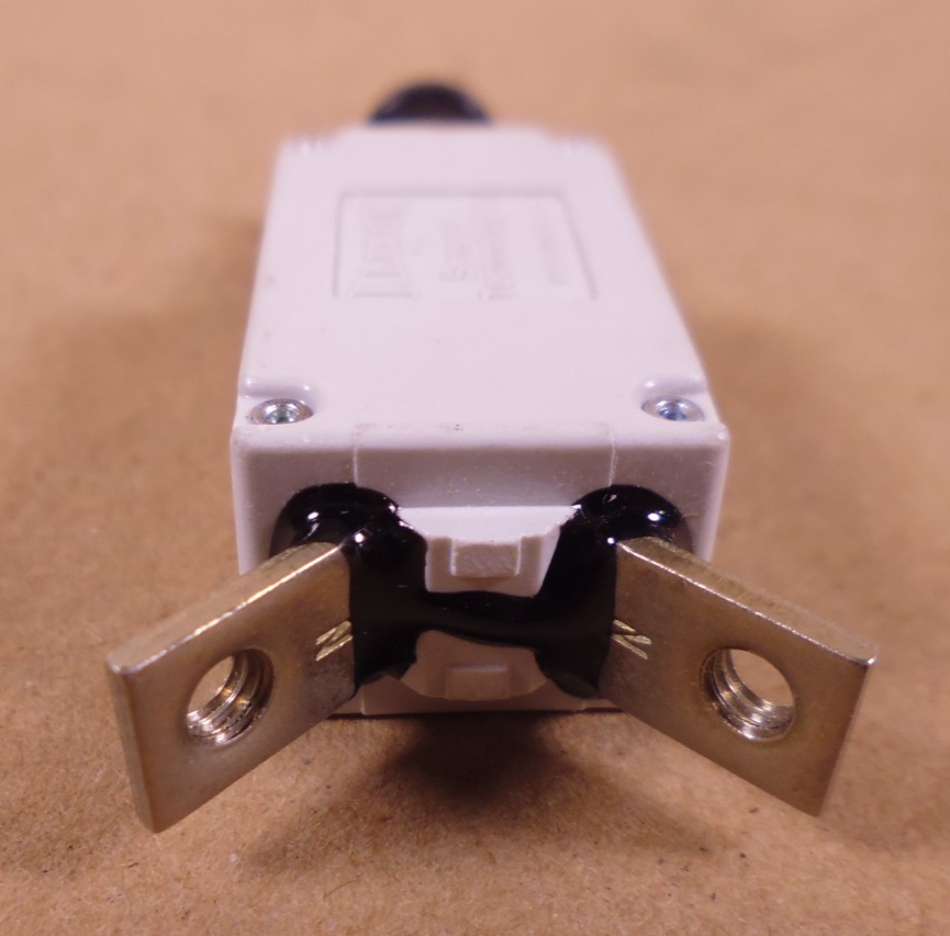 Klixon 7274-69-2 1/2 2.5A Circuit Breaker Sensata MS22073-2-1/2V, 7274 Series | Electrical MRO Replacement Parts &amp; Components and Commercial Electrical Supplies Company