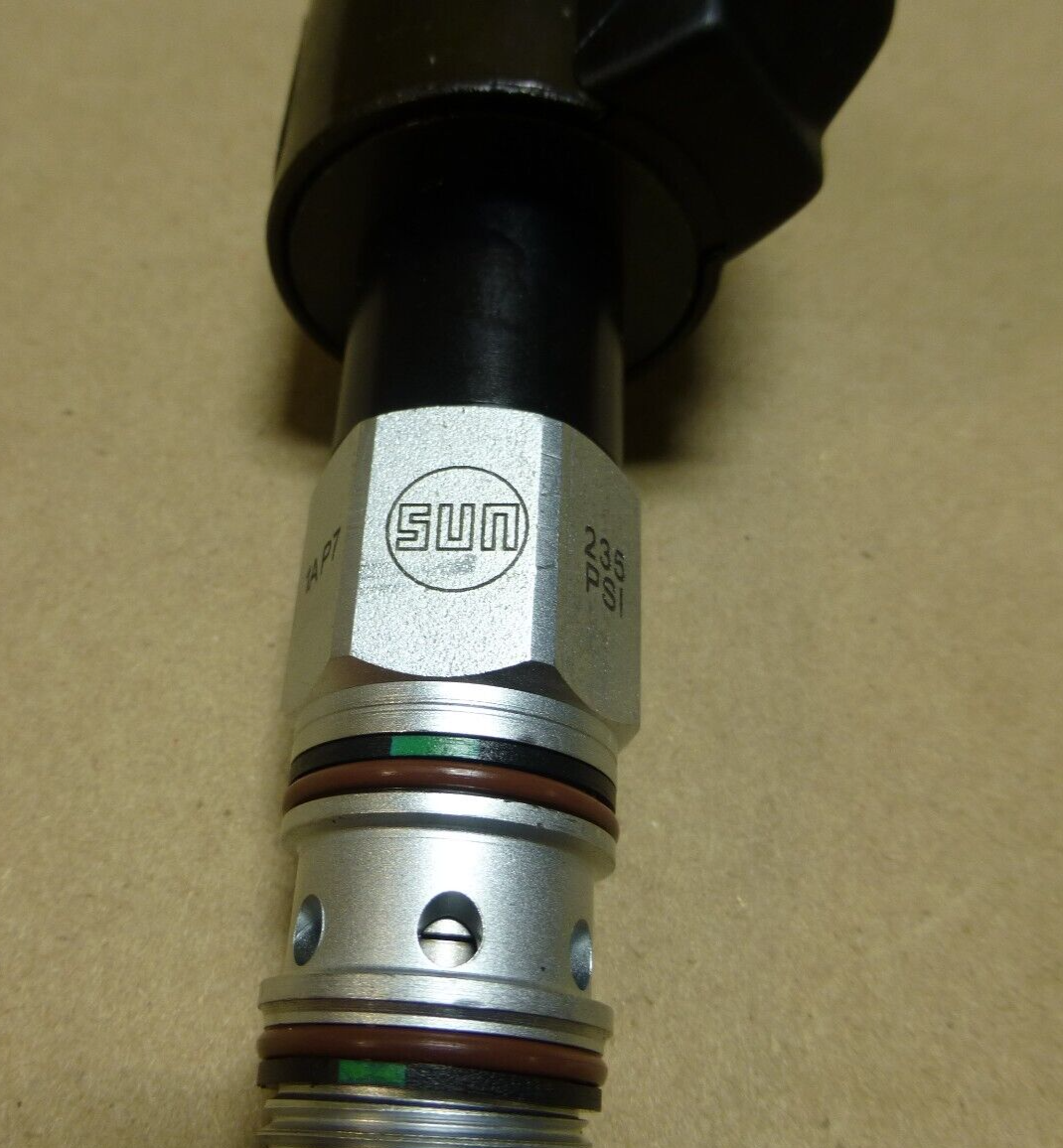 Oshkosh 4209567 Pressure Regulating Valve , Sun A908-13V-A06 , 4820-01-649-9669 | Replacement Truck Parts, Trailer Accessories, Automobile Supplies, Car Parts &amp; Accessories