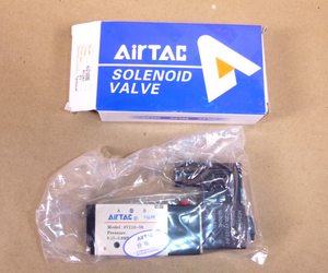 NEW Airtac 4V21008E Solenoid valve 4V210-08E AC24V