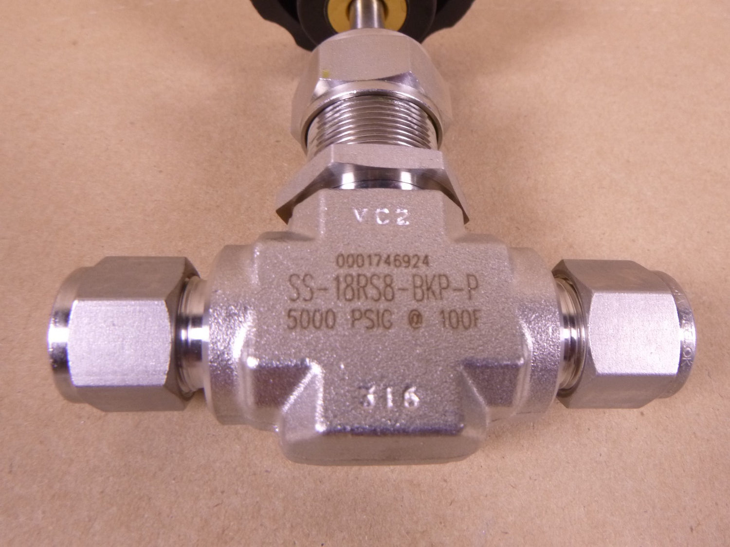 SS-18RS8-BKP-P Swagelok Needle Valve SS-18RS8 5000PSIG @ 100F | Industrial MRO Replacement Parts, Manufacturing Machine Parts &amp; Components, Heavy Equipment Parts Supplier