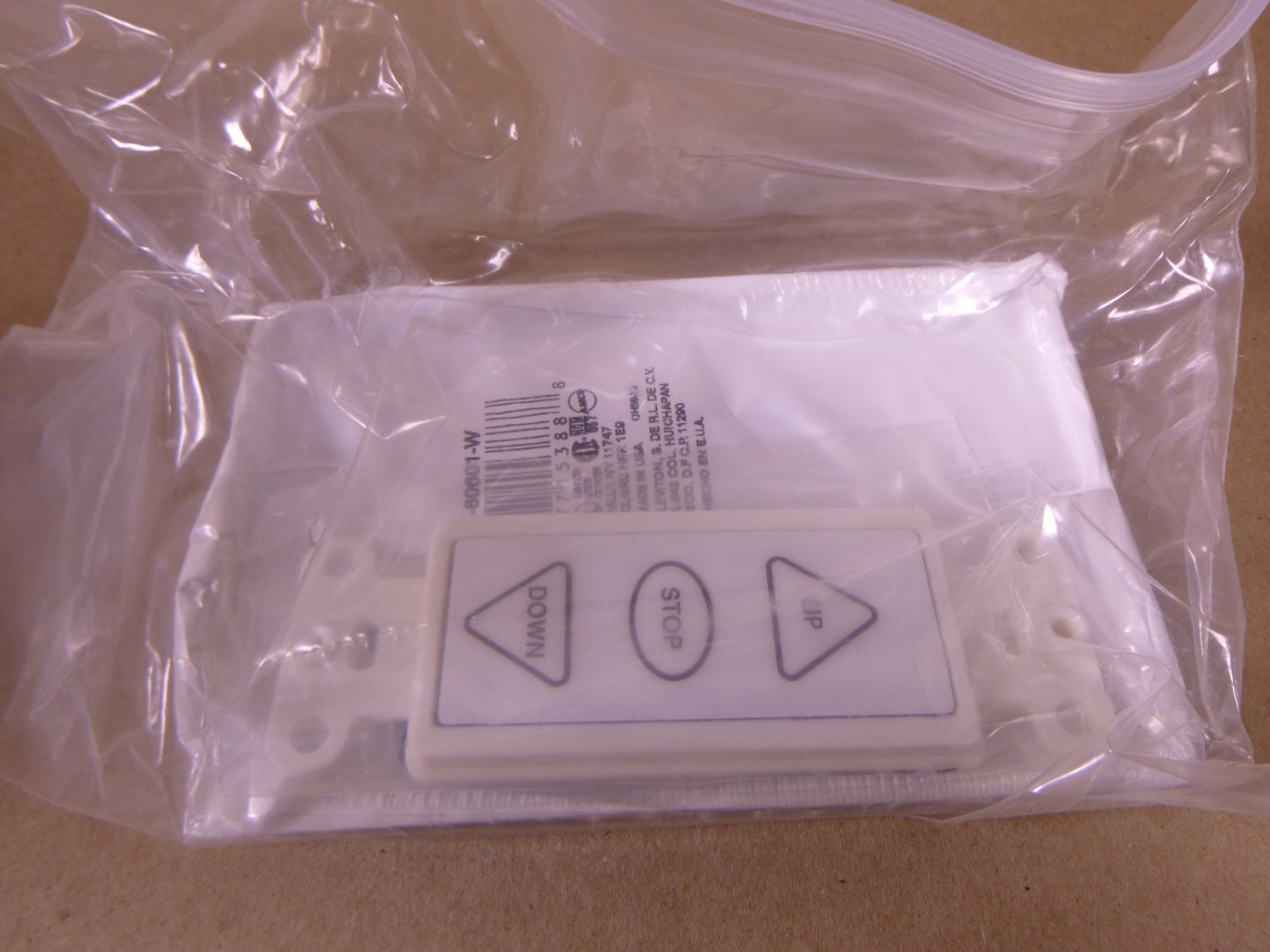 Da-Lite 40975 Extra Three Button Low Voltage Control Switch | Electrical MRO Replacement Parts &amp; Components and Commercial Electrical Supplies Company