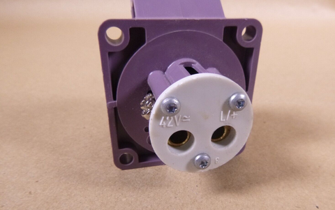 MENNEKES IP44 Purple Panel Mount 2P Industrial Power Socket, 16Amp, 20-25 Volt