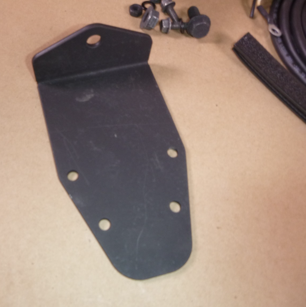 USGI M998 FMTV JW Speaker Handheld or Mounted LED Spot Work Light Extension Cord , 4415482 | Genuine FMTV Replacement Parts, LMTV Parts For Sale and Military Surplus Medium Tactical Vehicle Parts & Components