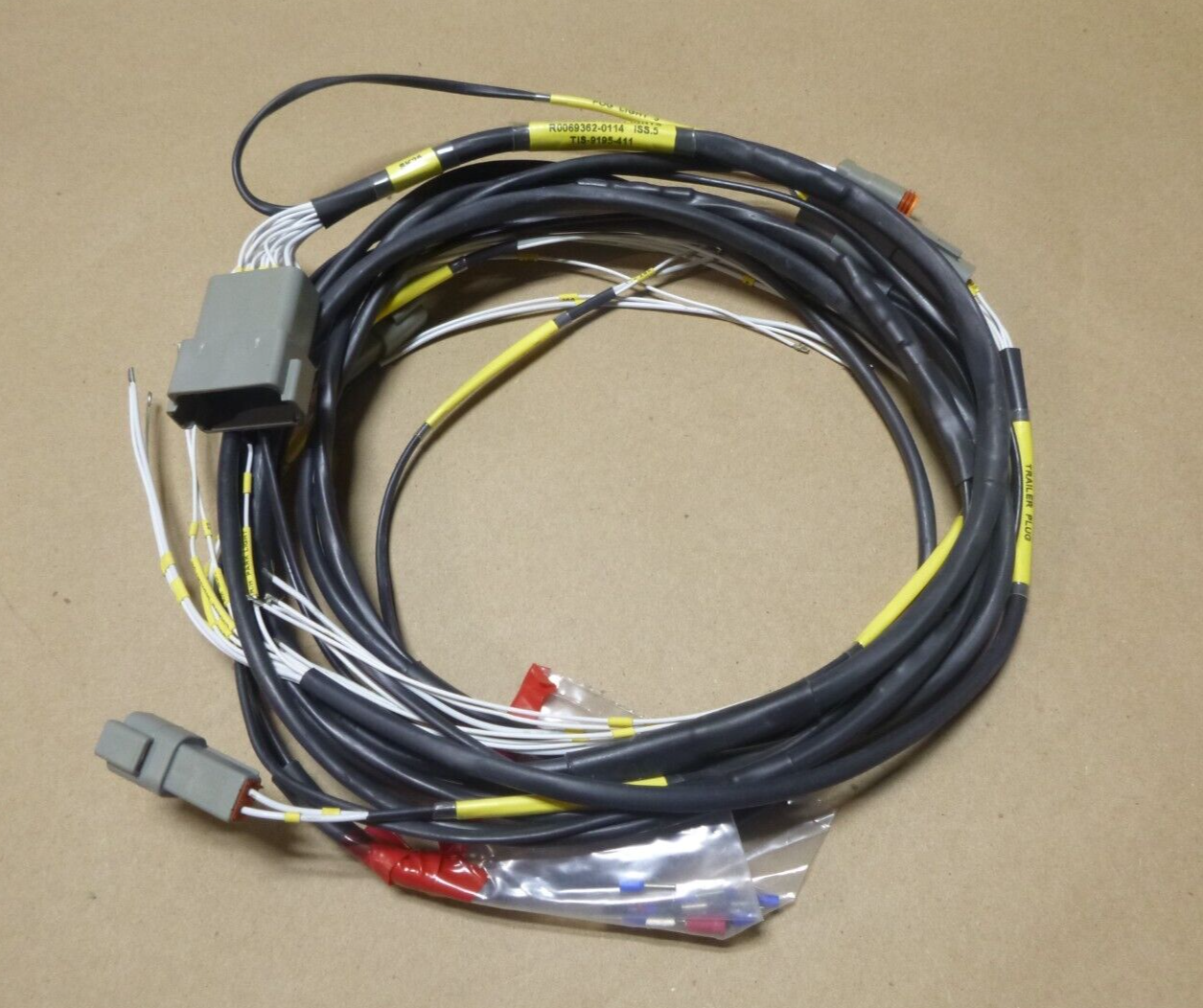 Denel OMC Vehicle Tail Light Wiring Harness R0069362-0114, 6150-01-583-5856 | Replacement Truck Parts, Trailer Accessories, Automobile Supplies, Car Parts &amp; Accessories