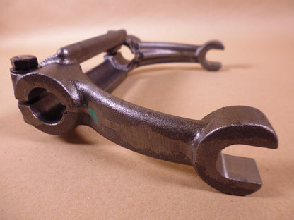 Twin Disc X5091 Throwout Operating Yoke For 14" PTO SP114, SP214, SP314 | Replacement Truck Parts, Trailer Accessories, Automobile Supplies, Car Parts &amp; Accessories