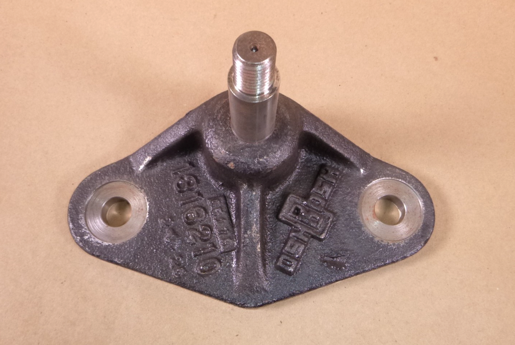 USGI Oshkosh M1070 HET Shock Absorber Bracket 1316190W, 2590-01-159-4403