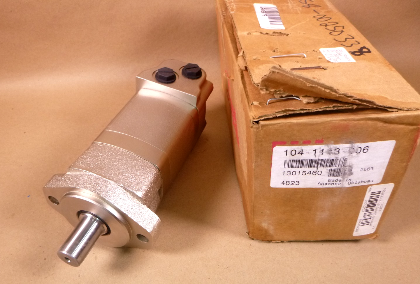 OEM Genuine Eaton Char-Lynn 104-1143-006 Hydraulic Geroler Disc Valve Motor | Industrial Electric Motors, Pumps &amp; Parts