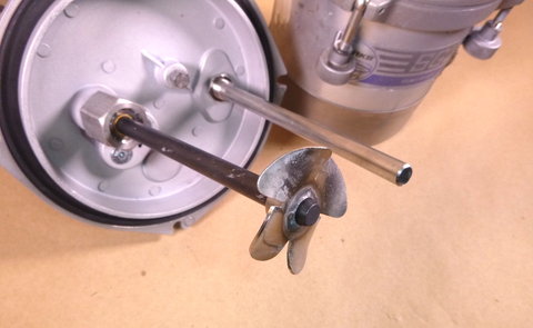 Binks SG2 Plus Pressure Cup Model 80-651 With Gast Rotary Agitator 2 Quart | Industrial MRO Tools and Replacement Industrial Equipment Components