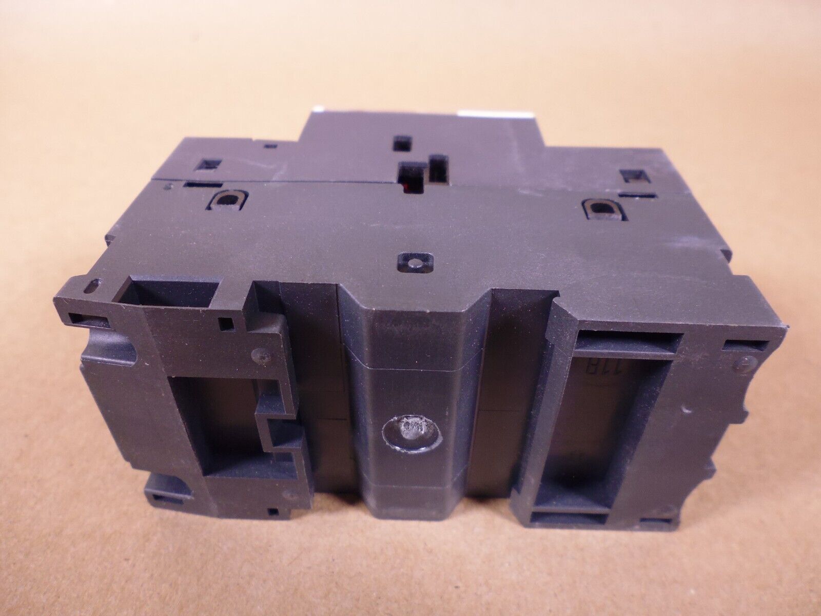 NEW Schneider GV2ME01 Motor Circuit Breaker TeSys 034292 , 0.1-0.16A | Electrical MRO Replacement Parts &amp; Components and Commercial Electrical Supplies Company