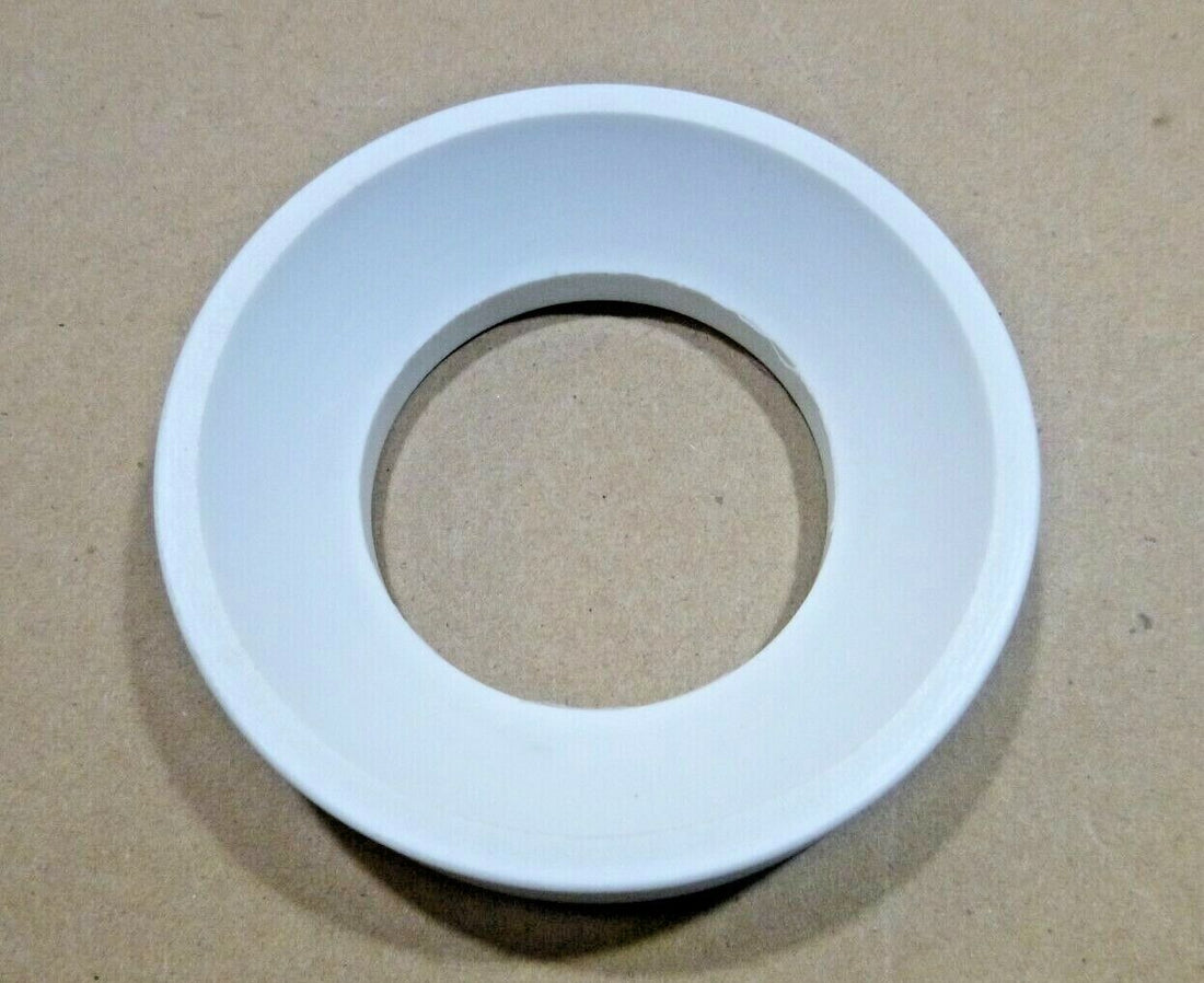 KALMAR RT240 BEARING RETAINING PLATE 9238280836, 3110-01-486-0115 | Industrial Tractor Parts Supplier and Surplus Tractor Parts &amp; Accessories