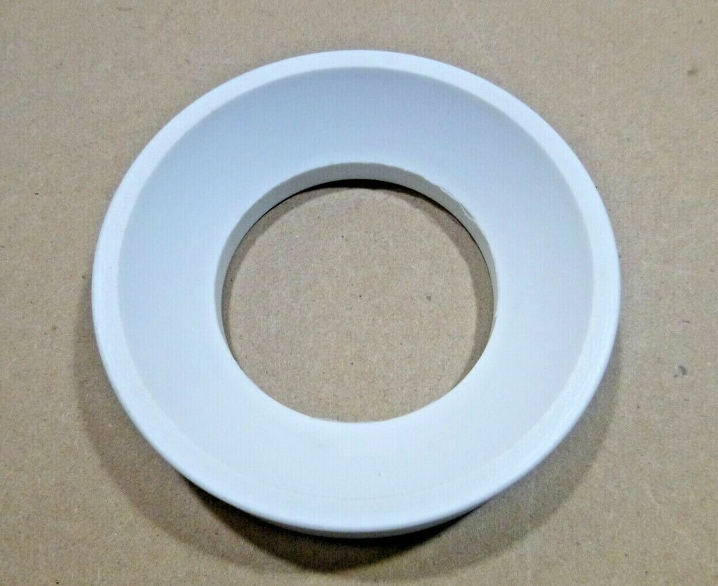 KALMAR RT240 BEARING RETAINING PLATE 9238280836, 3110-01-486-0115 | Industrial Tractor Parts Supplier and Surplus Tractor Parts & Accessories