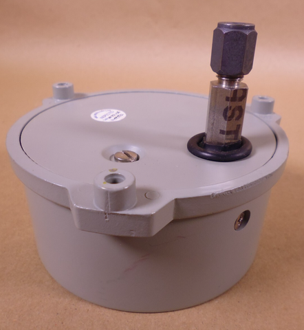 Weksler EA24-3CUF-RWBX Pressure Gauge 400PSI , 6685-00-872-4760 | Industrial MRO Replacement Parts, Manufacturing Machine Parts & Components, Heavy Equipment Parts Supplier