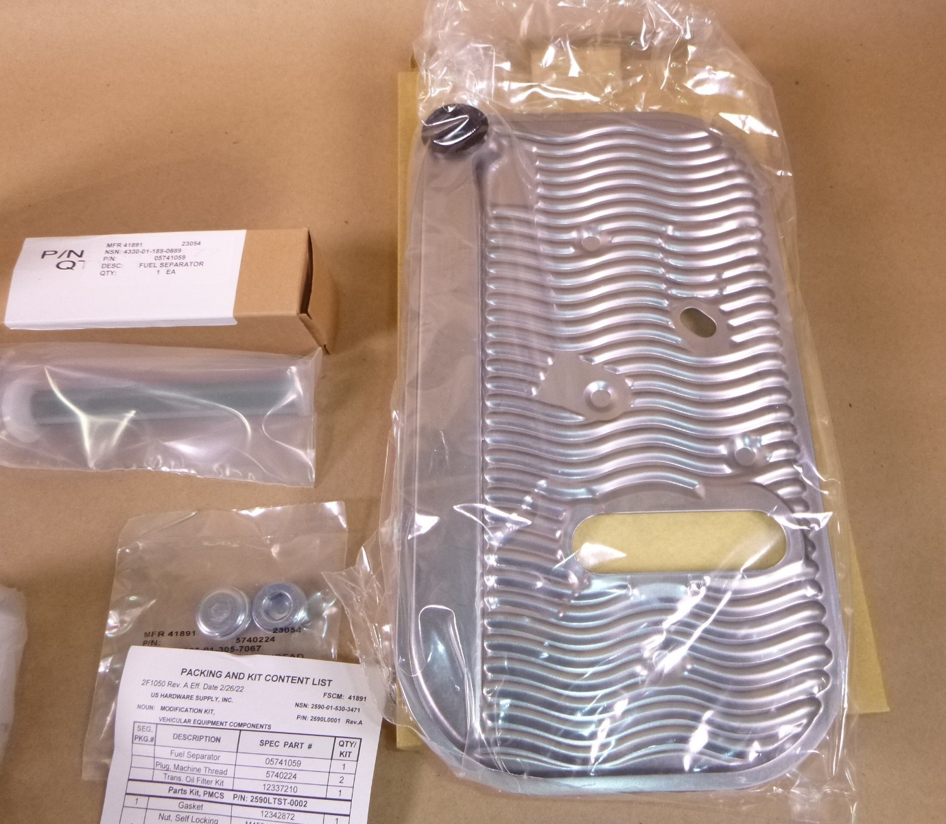 USGI M998 Humvee Filter &amp; Geared Hub Maintenance Kit 2590L0001, 2590-01-530-3471