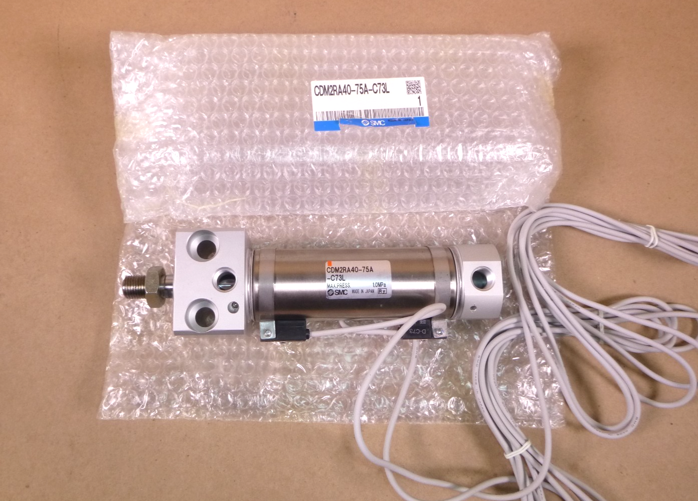 CDM2RA40-75A-C73L SMC Pneumatic Cylinder 40mm Bore 75mm Stroke W/ D-C73 Sensors | Industrial MRO Replacement Parts, Manufacturing Machine Parts &amp; Components, Heavy Equipment Parts Supplier