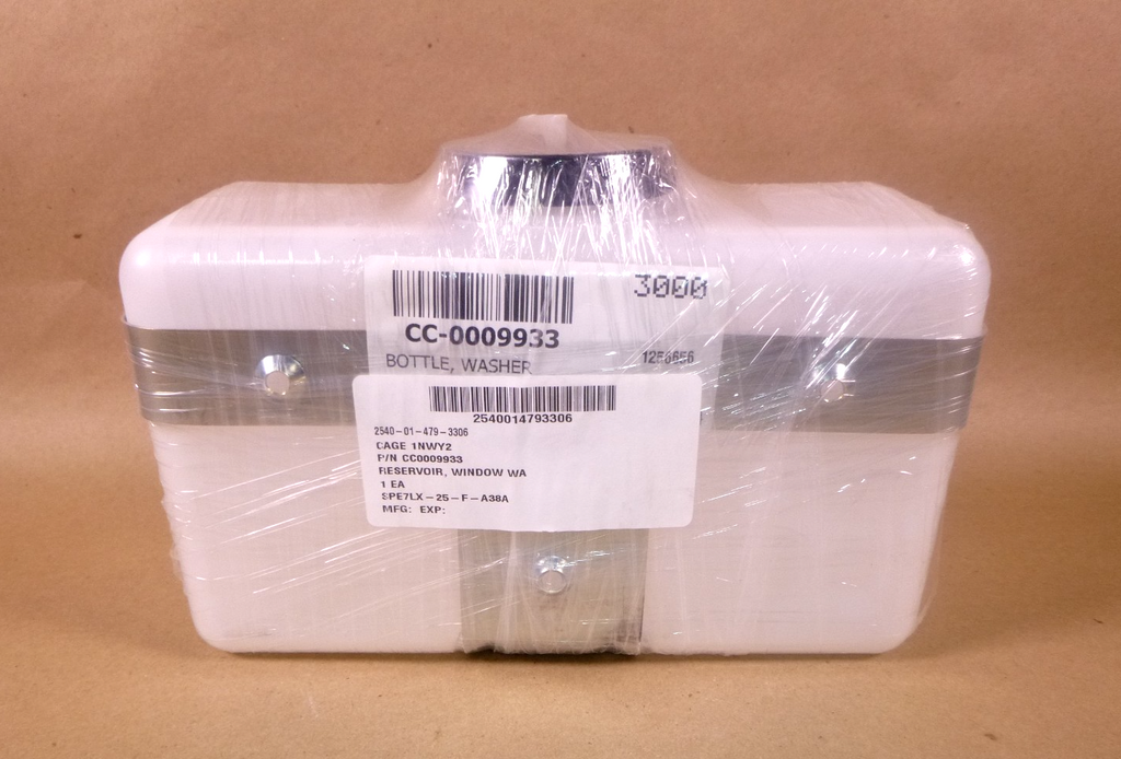 920178005 Kalmar Window Washer Reservoir Fits RT240 | Industrial Tractor Parts Supplier and Surplus Tractor Parts & Accessories