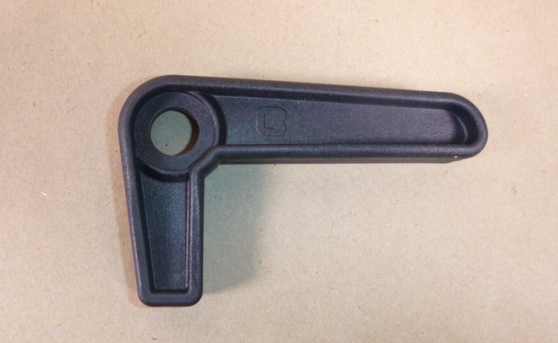 Terex TX51-19M Telehandler Upper Door Lock Handle Genie 641019, 2540-01-495-7567 | Replacement Truck Parts, Trailer Accessories, Automobile Supplies, Car Parts &amp; Accessories