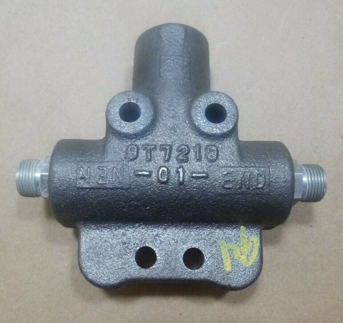 Caterpillar 6E5397, 6E-5397 Pressure Reducing Valve Manifold | Industrial Tractor Parts Supplier and Surplus Tractor Parts &amp; Accessories