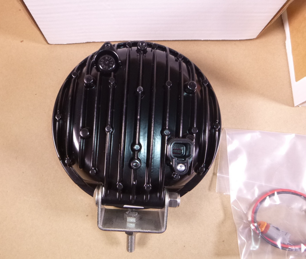 TS4000 JW Speaker 7” Round Off Road Truck Lights 12-24V LED High Beam (1 Pair) | Replacement Truck Parts, Trailer Accessories, Automobile Supplies, Car Parts & Accessories