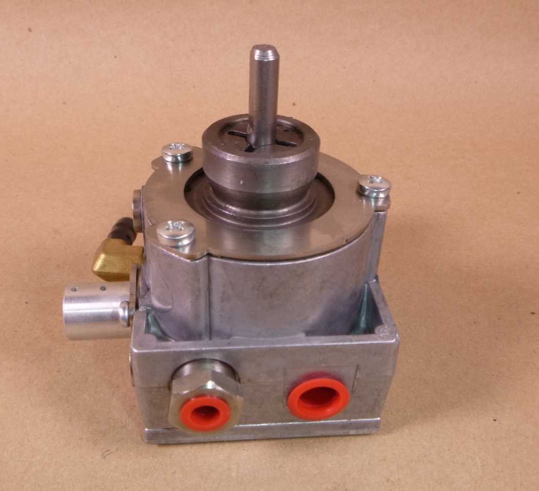 Babington Airtronic Burner Self-Priming/Recirculating Fuel Pump B42000-95-0010 | Industrial MRO Replacement Parts, Manufacturing Machine Parts &amp; Components, Heavy Equipment Parts Supplier