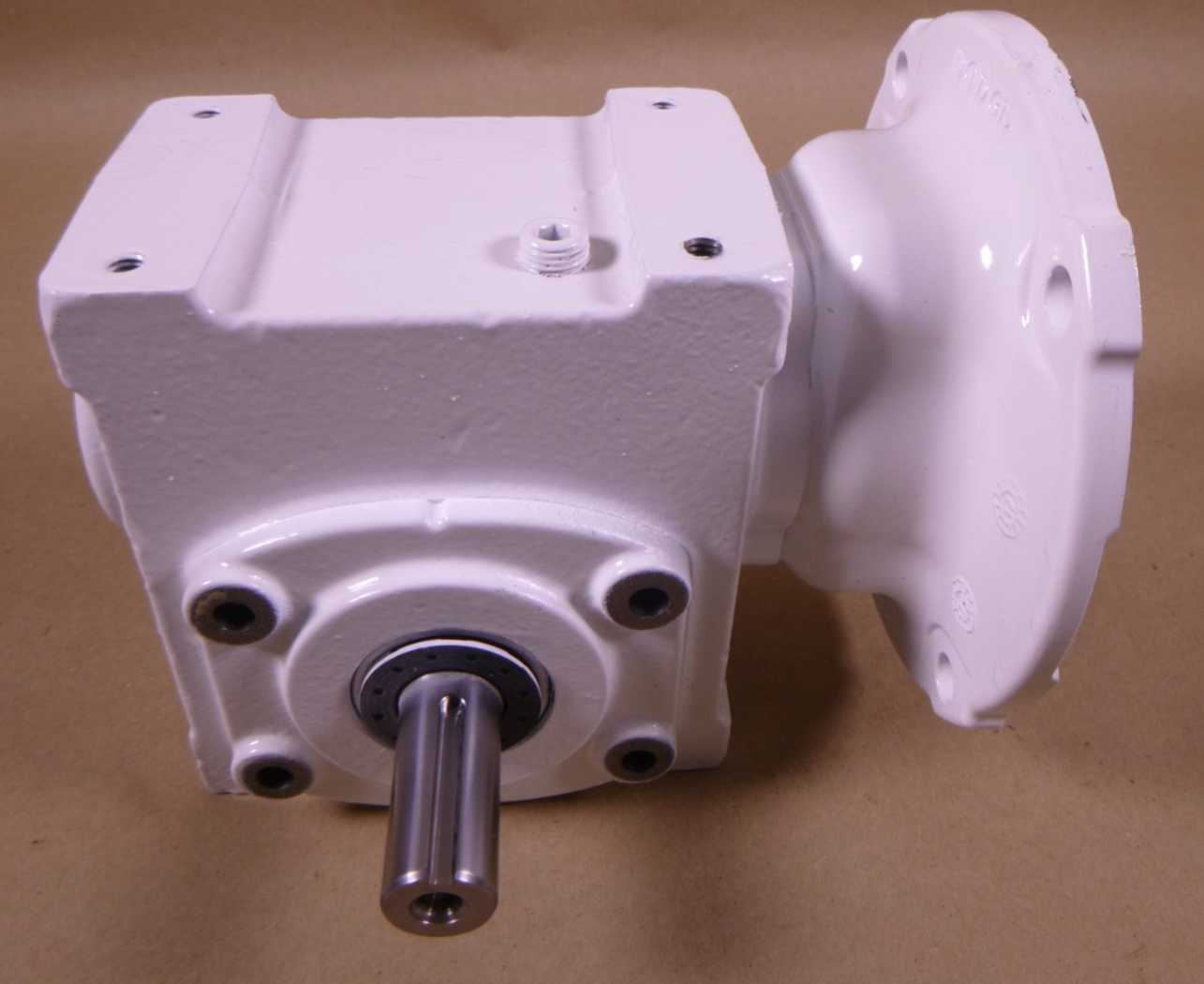 17QZ05L14WP Dodge TIGEAR-2 E-Z KLEEN Reducer 5:1 2.59HP 430IN-LB White | Industrial Electric Motors, Pumps &amp; Parts