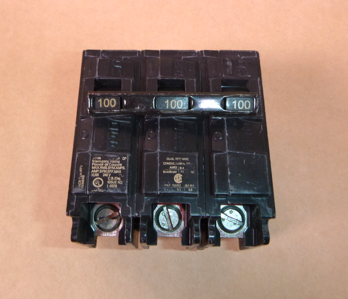 Q3100 SIEMENS 3 POLE 100AMP 240V CIRCUIT BREAKER