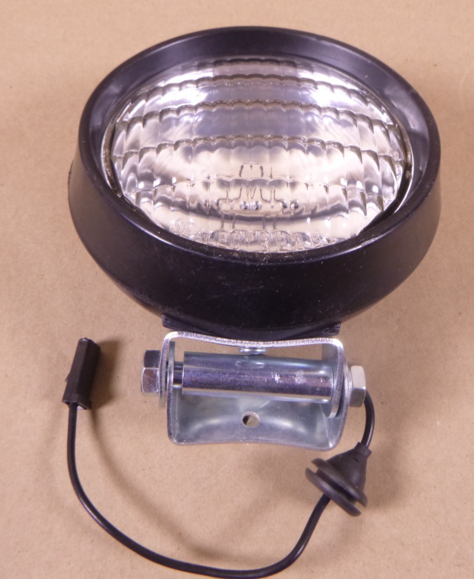 A06-18260-000 Grote Truck Utility Light Fits Freightliner , 6220-01-338-5773 | Replacement Truck Parts, Trailer Accessories, Automobile Supplies, Car Parts &amp; Accessories