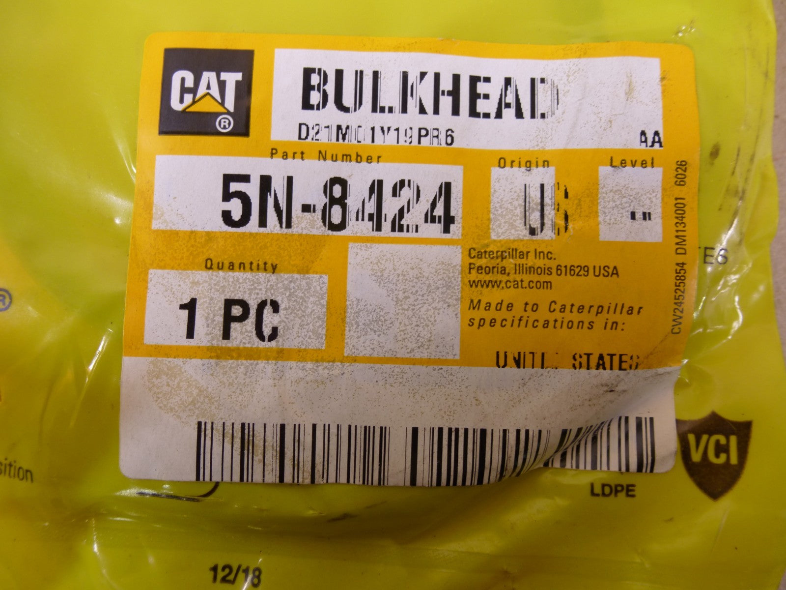 5N-8424 Genuine Caterpillar Air Starter Bulkhead 5N8424 | Industrial Tractor Parts Supplier and Surplus Tractor Parts &amp; Accessories